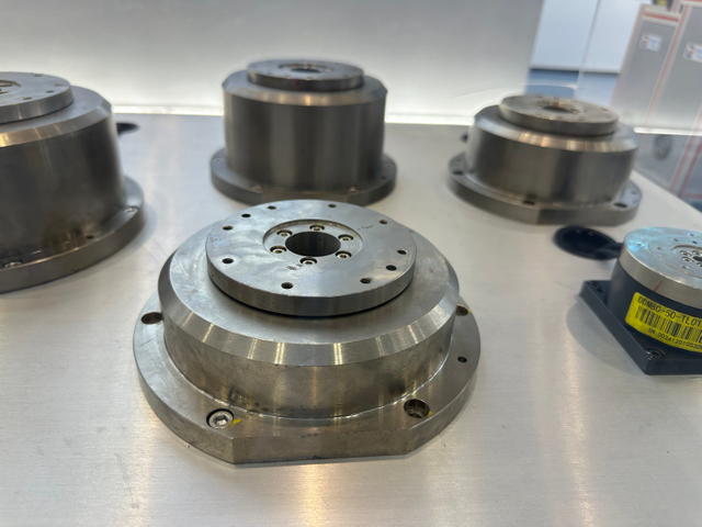 Powerful Direct Drive Motor for Optimal Performance and Reliability